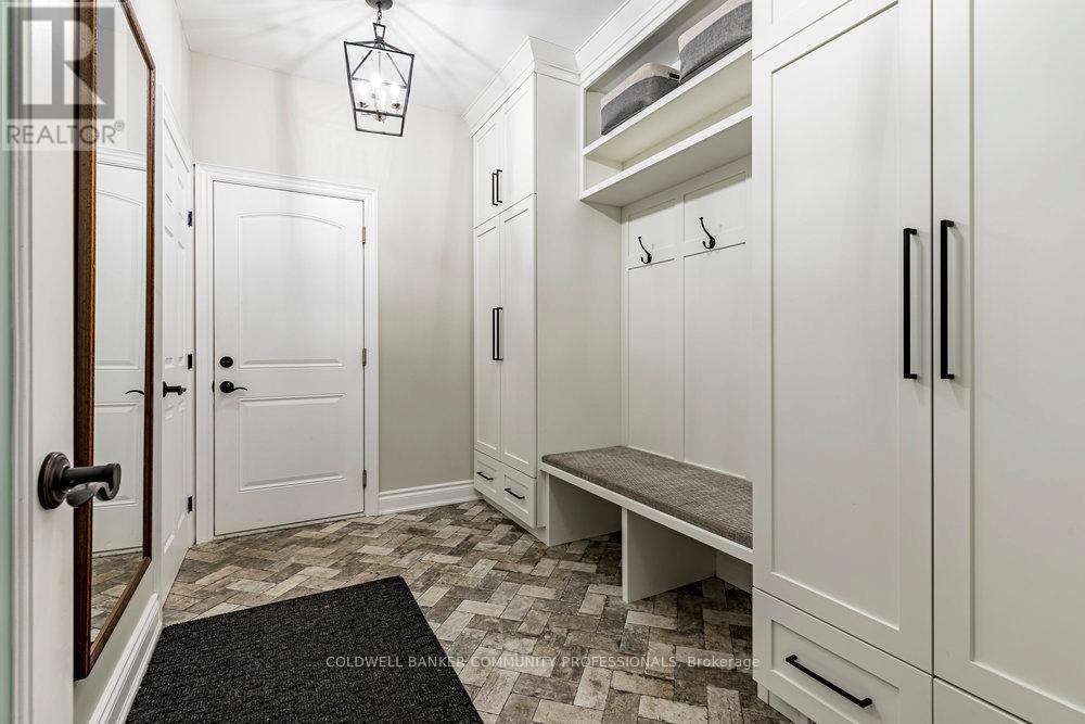 60 Parker Avenue, Hamilton, Ontario  L9G 1A7 - Photo 20 - X12392539