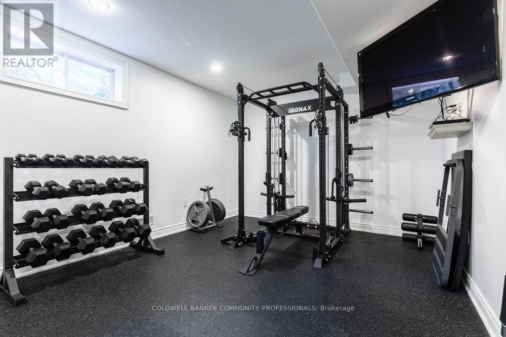 60 Parker Avenue, Hamilton, Ontario  L9G 1A7 - Photo 31 - X12392539