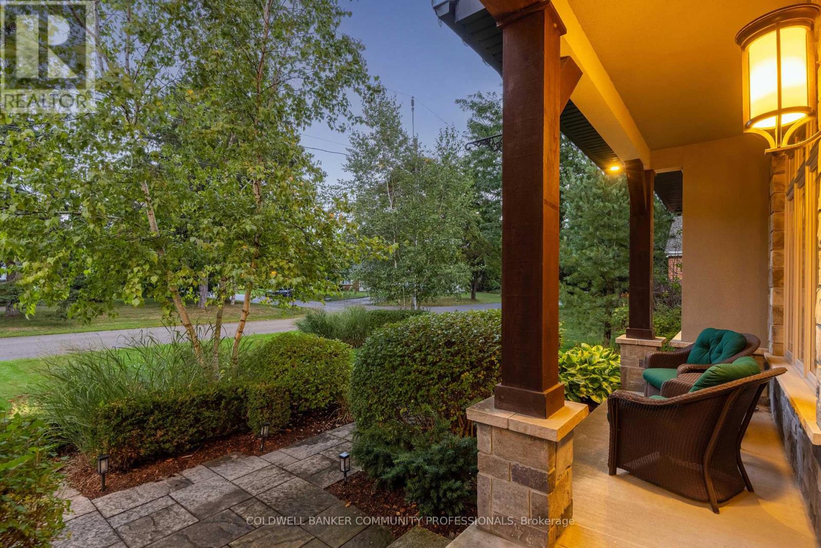 60 Parker Avenue, Hamilton, Ontario  L9G 1A7 - Photo 5 - X12392539