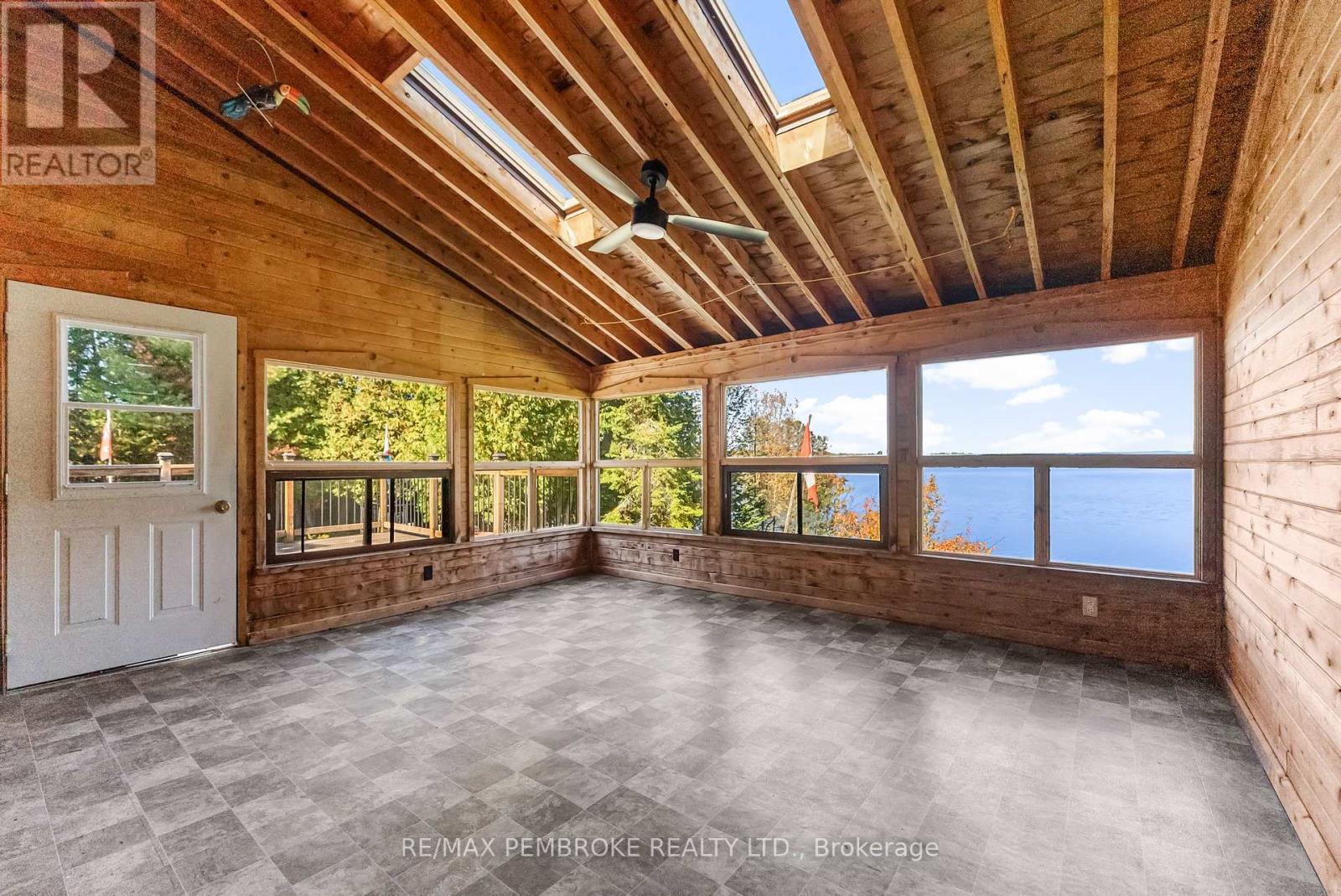 204b Hawkins Drive, Killaloe, Ontario  K0J 2A0 - Photo 13 - X12437840