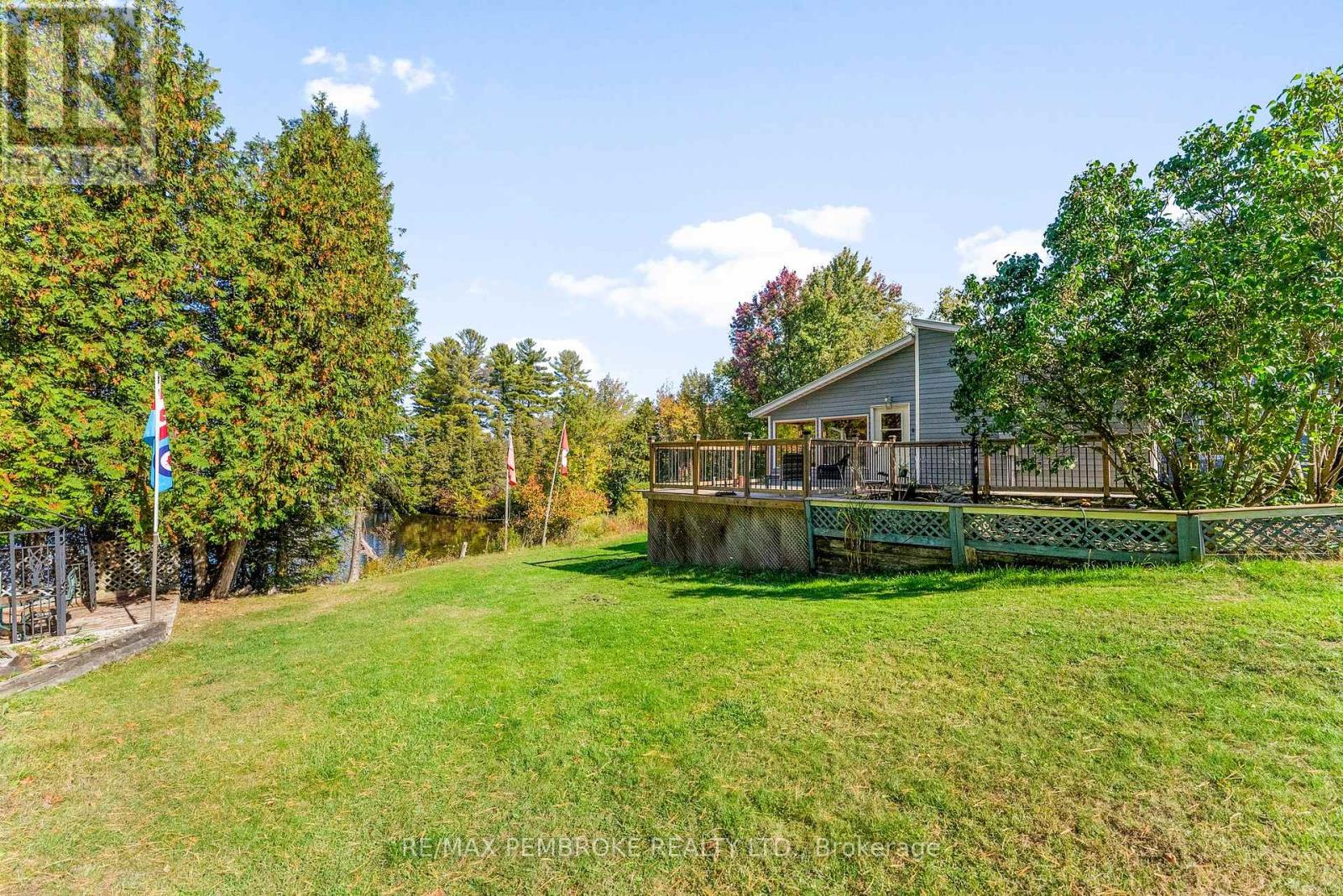 204b Hawkins Drive, Killaloe, Ontario  K0J 2A0 - Photo 30 - X12437840