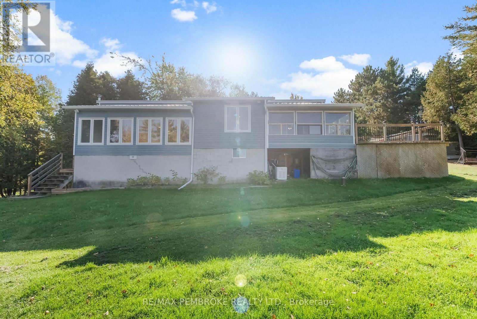 204b Hawkins Drive, Killaloe, Ontario  K0J 2A0 - Photo 31 - X12437840