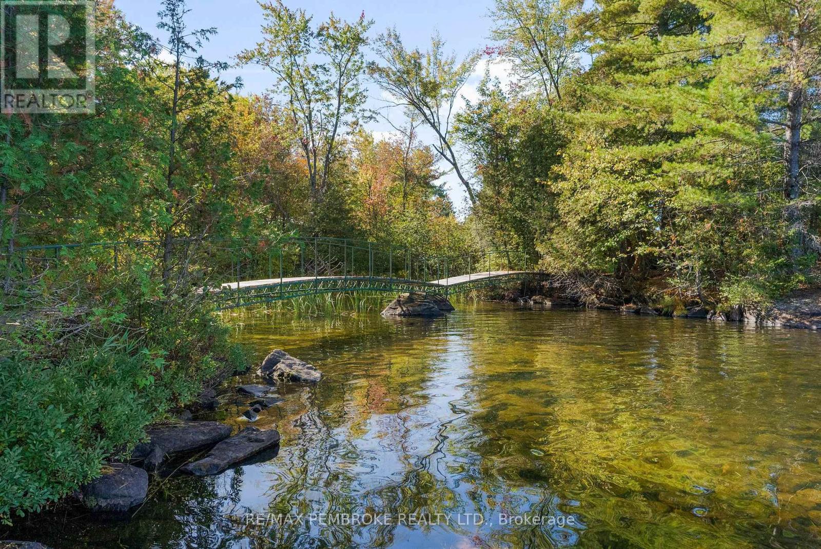 204b Hawkins Drive, Killaloe, Ontario  K0J 2A0 - Photo 43 - X12437840
