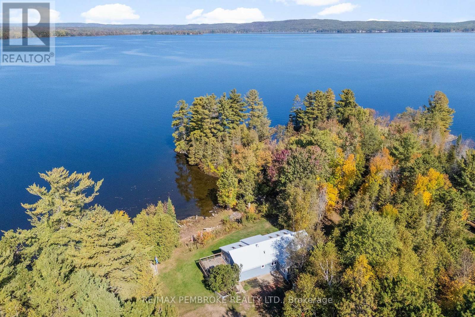 204b Hawkins Drive, Killaloe, Ontario  K0J 2A0 - Photo 5 - X12437840