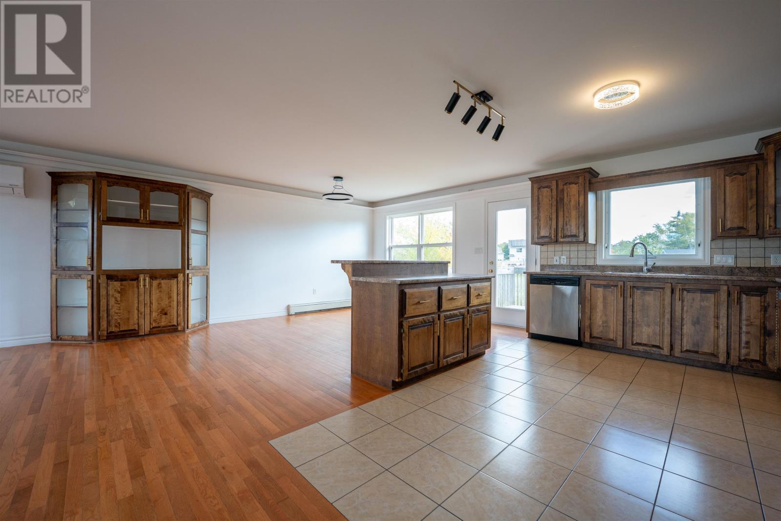 84 Bonavista Avenue, Stratford, Prince Edward Island  C1B 0E6 - Photo 10 - 202524687