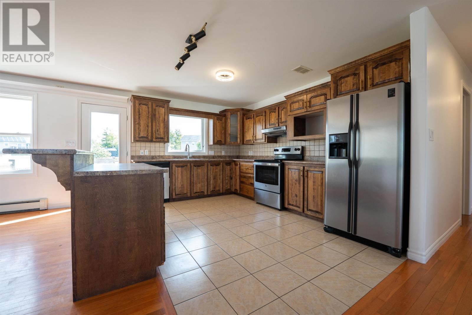84 Bonavista Avenue, Stratford, Prince Edward Island  C1B 0E6 - Photo 8 - 202524687