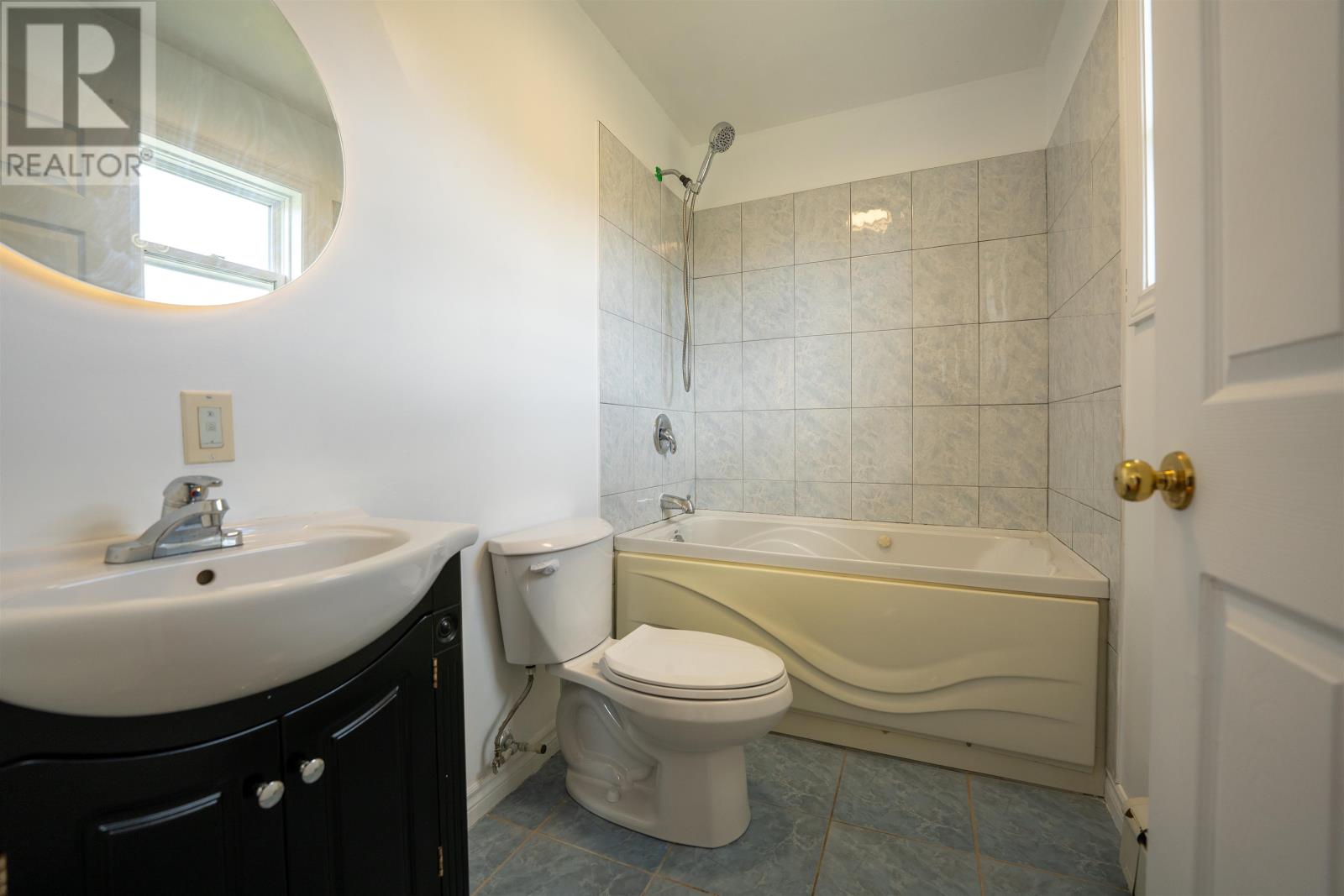 84 Bonavista Avenue, Stratford, Prince Edward Island  C1B 0E6 - Photo 17 - 202524687