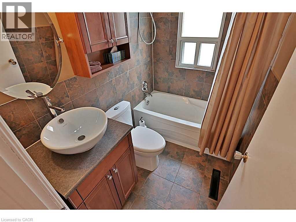 606 Brucedale Avenue E Unit# Upper Lvl, Hamilton, Ontario  L8V 1P5 - Photo 13 - 40775028