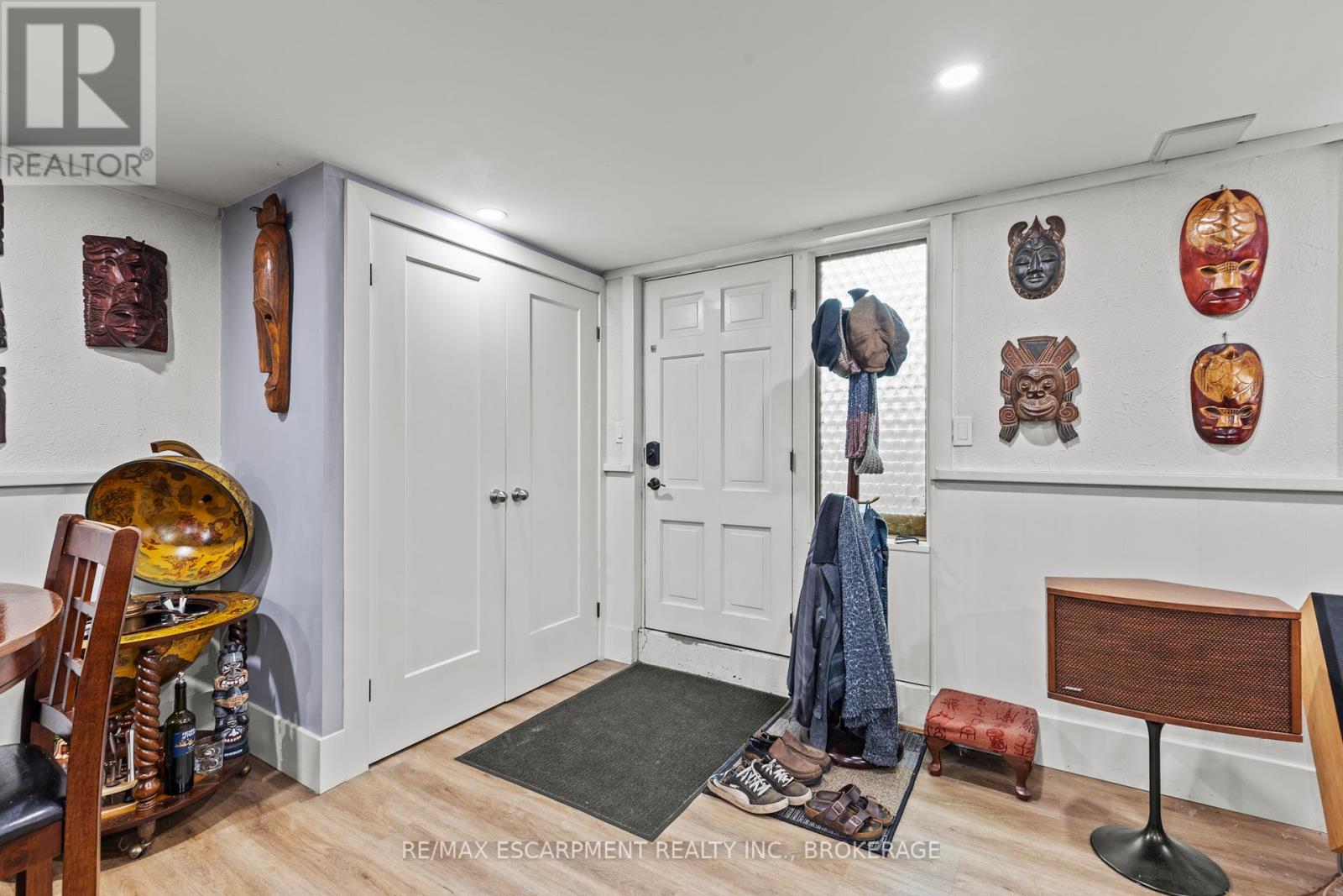4252 William Street, Lincoln (Beamsville), Ontario  L0R 1B0 - Photo 11 - X12437883