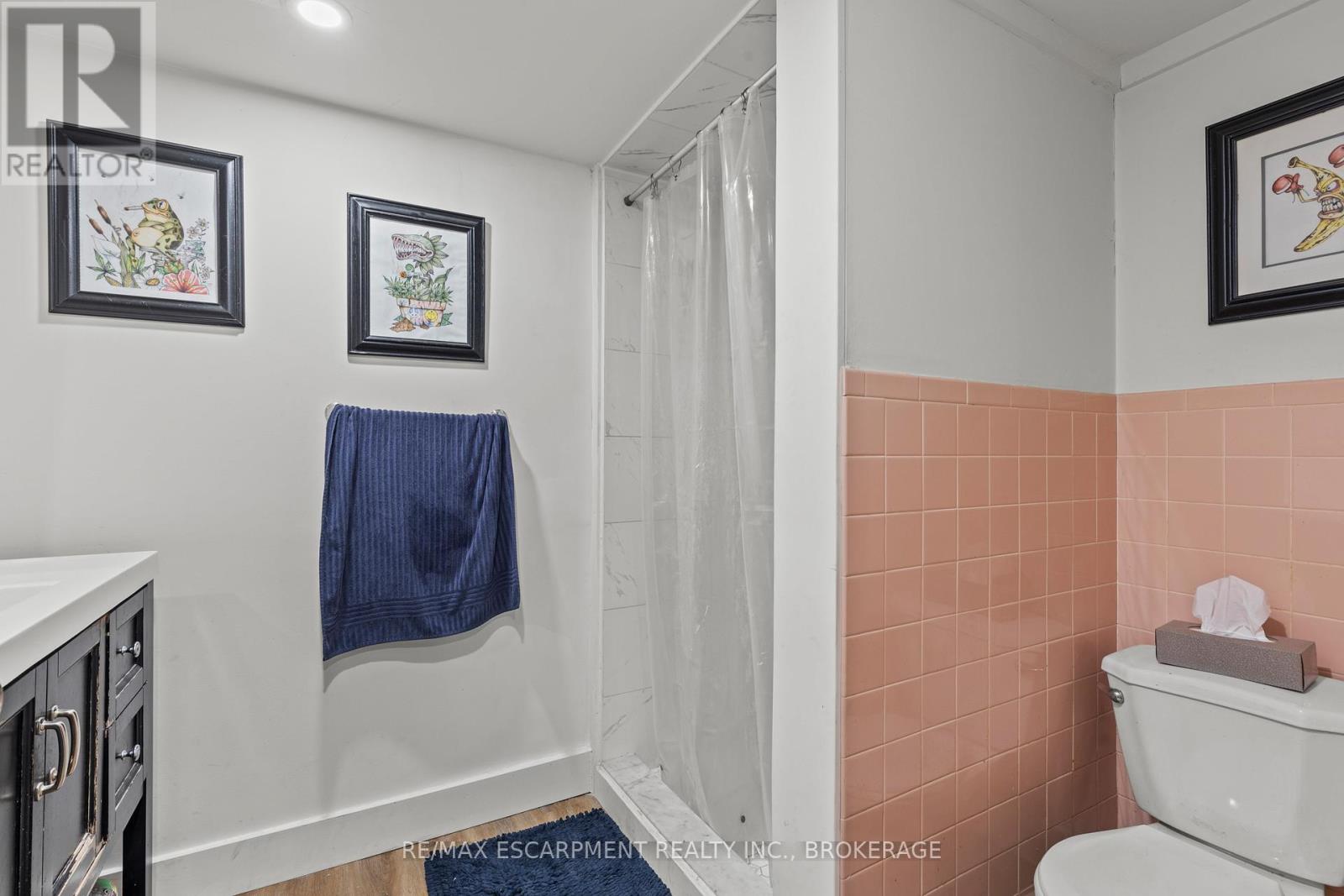 4252 William Street, Lincoln (Beamsville), Ontario  L0R 1B0 - Photo 20 - X12437883