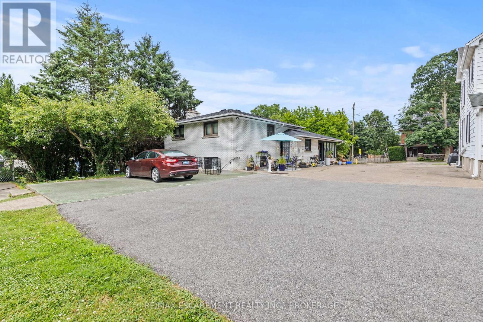 4252 William Street, Lincoln (Beamsville), Ontario  L0R 1B0 - Photo 26 - X12437883