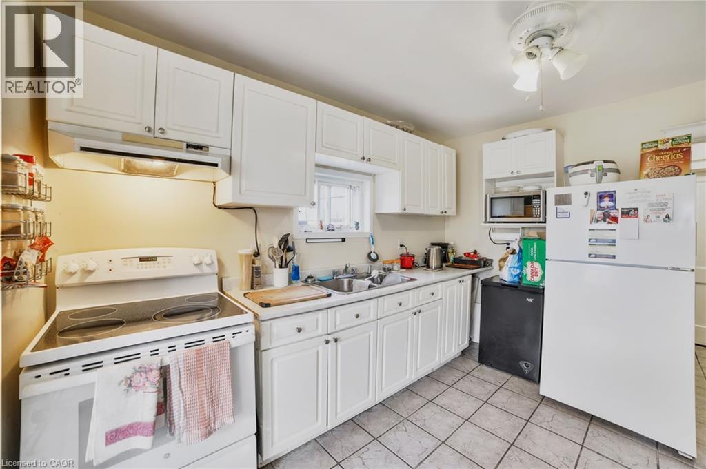20 Gertrude Street, Hamilton, Ontario  L8L 4B8 - Photo 8 - 40740384