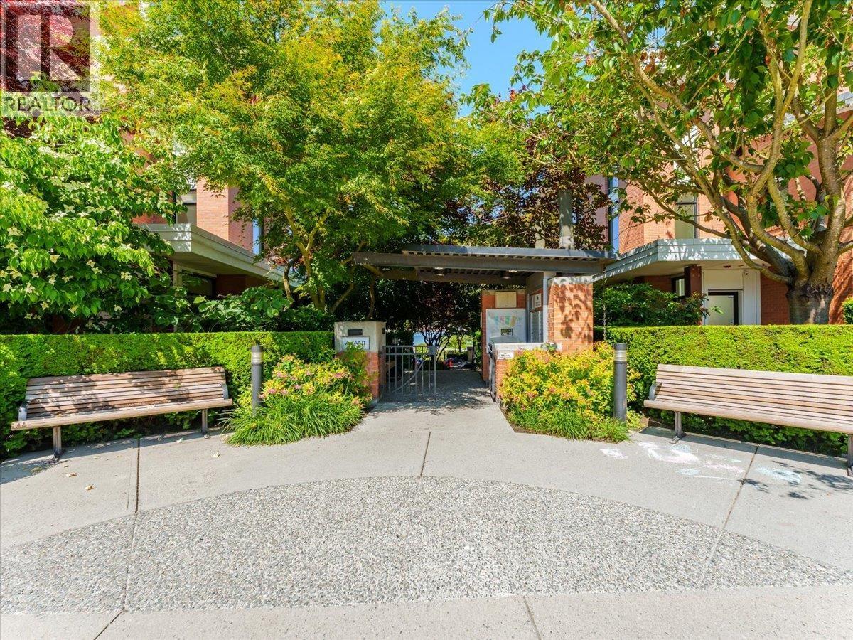 2953 Wall Street, Vancouver, British Columbia  V5K 0A6 - Photo 38 - R3053891