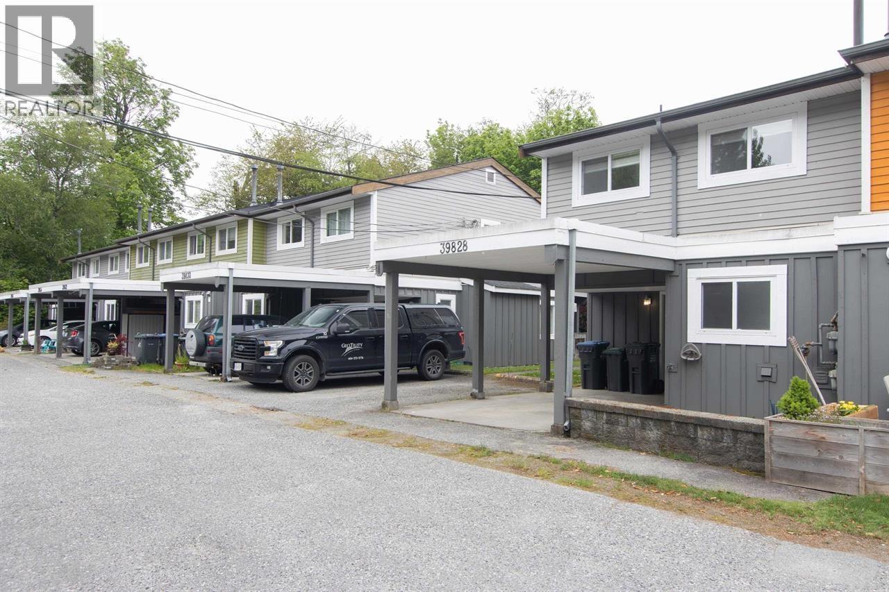39828 No Name Road, Squamish, British Columbia  V8B 0E7 - Photo 1 - R3053907