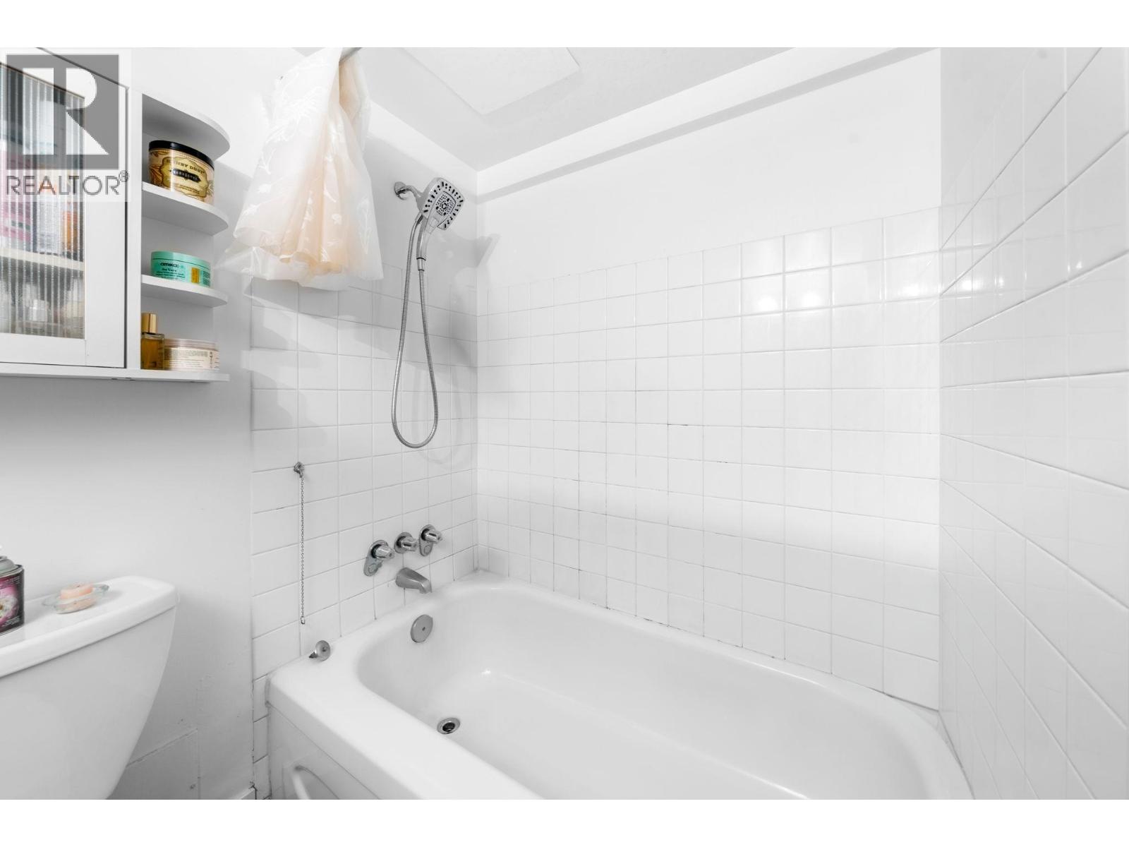 706 145 St. Georges Avenue, North Vancouver, British Columbia  V7L 3G8 - Photo 14 - R3053915