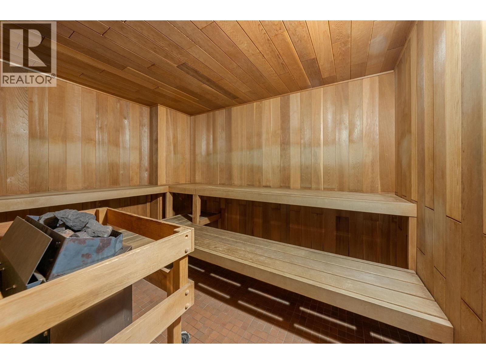 706 145 St. Georges Avenue, North Vancouver, British Columbia  V7L 3G8 - Photo 20 - R3053915