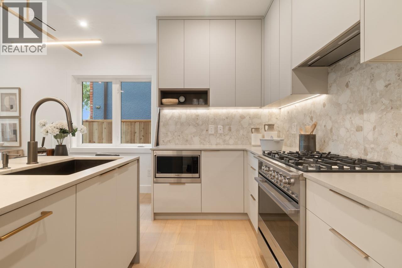 1 2680 E 5th Avenue, Vancouver, British Columbia  V5M 1M9 - Photo 11 - R3053931