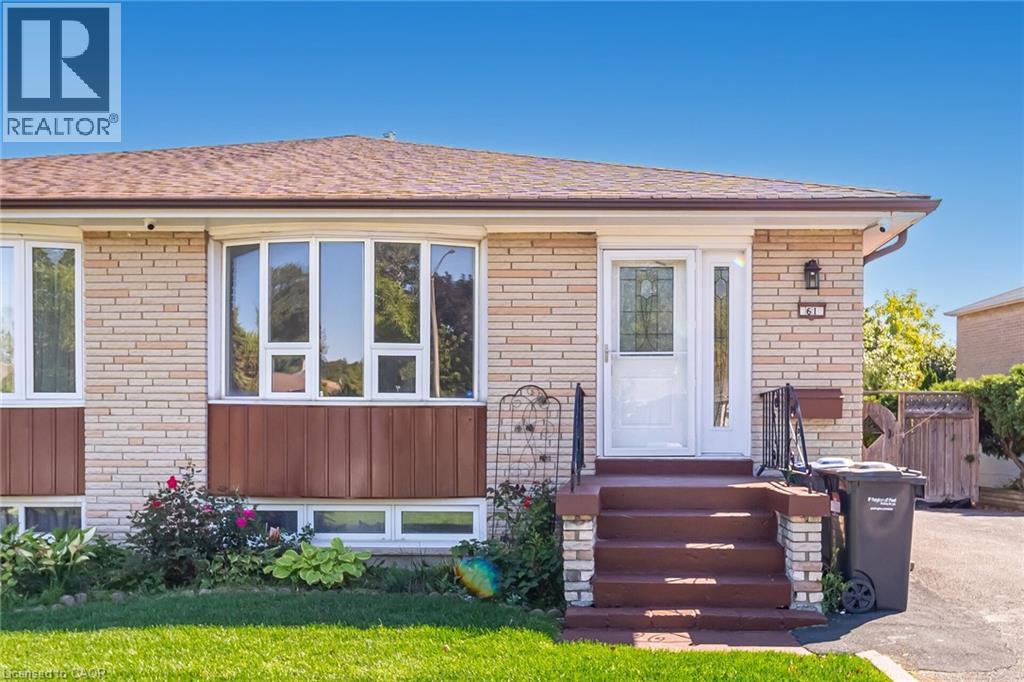 61 Avondale Boulevard, Brampton, Ontario  L6T 1H1 - Photo 1 - 40775446