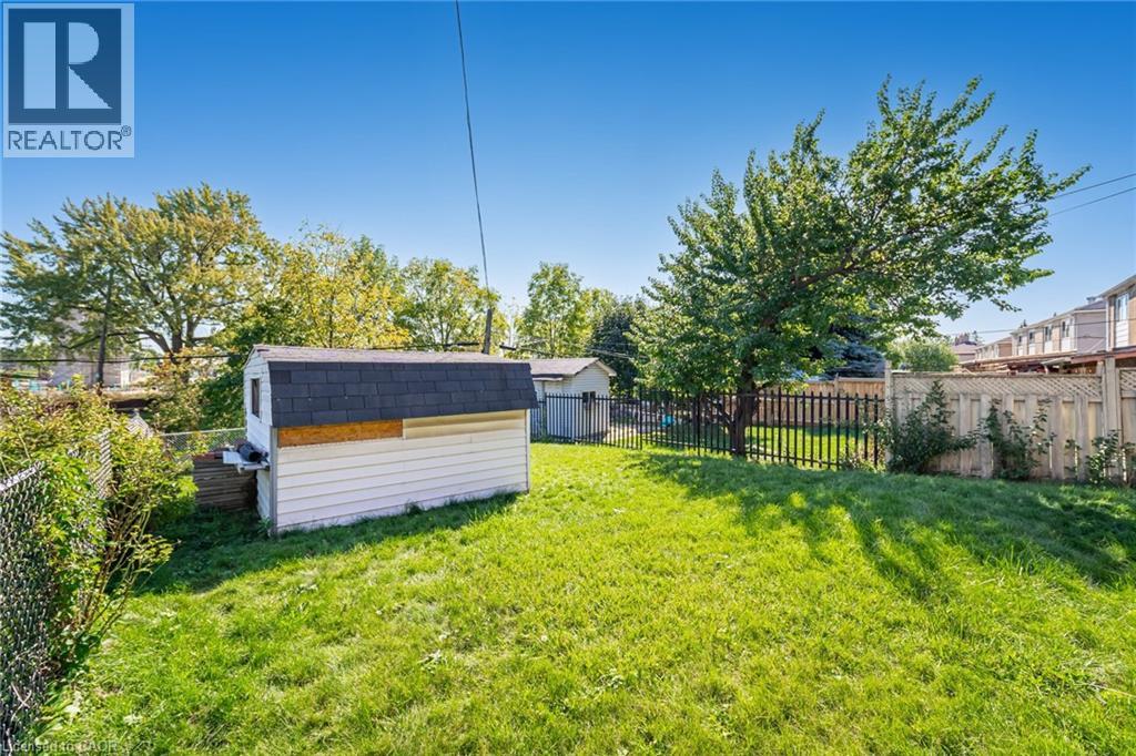 61 Avondale Boulevard, Brampton, Ontario  L6T 1H1 - Photo 27 - 40775446