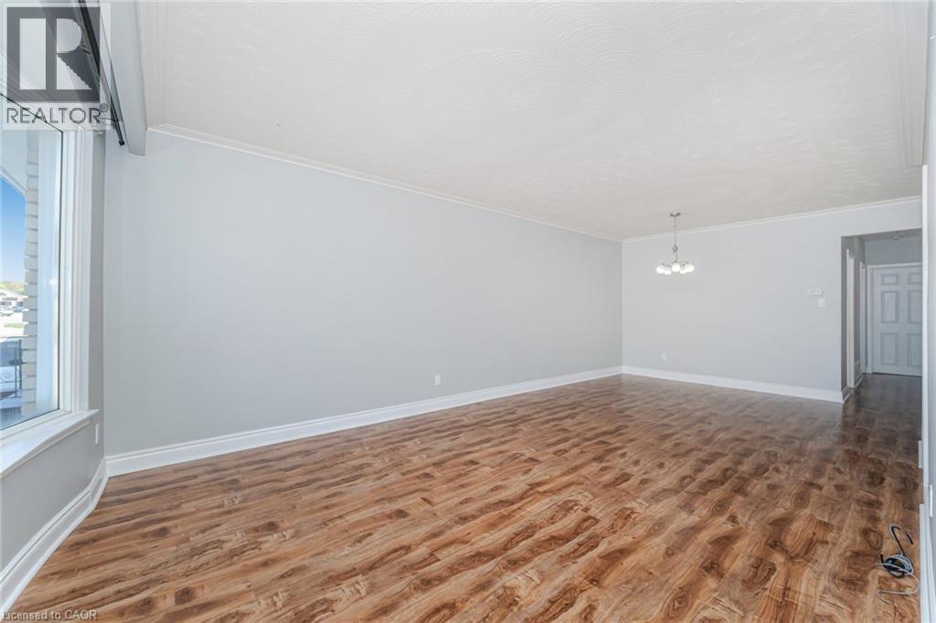 61 Avondale Boulevard, Brampton, Ontario  L6T 1H1 - Photo 7 - 40775446
