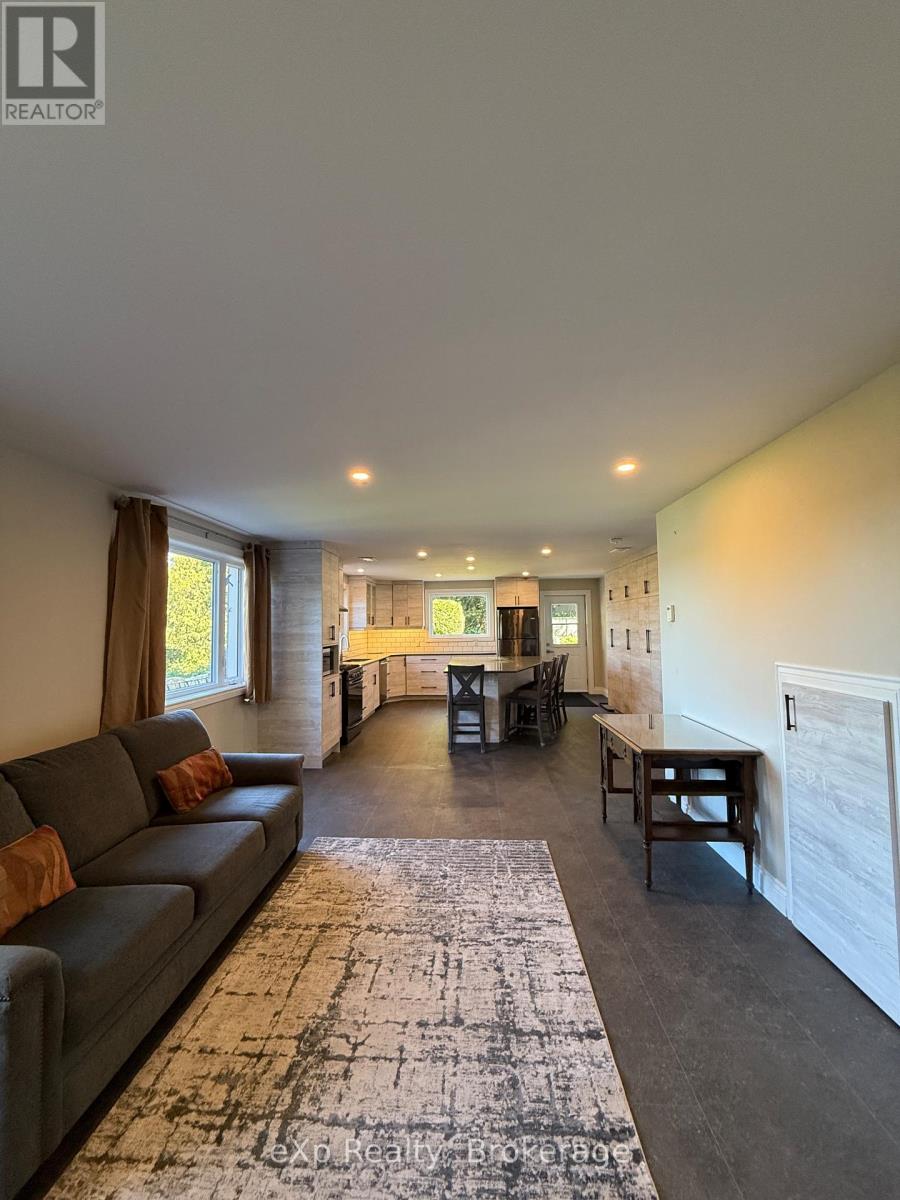502435 Grey Road 1 Road, Georgian Bluffs, Ontario  N0H 2T0 - Photo 21 - X12363365