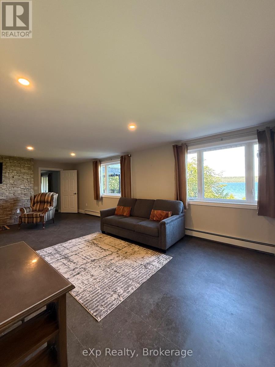 502435 Grey Road 1 Road, Georgian Bluffs, Ontario  N0H 2T0 - Photo 29 - X12363365