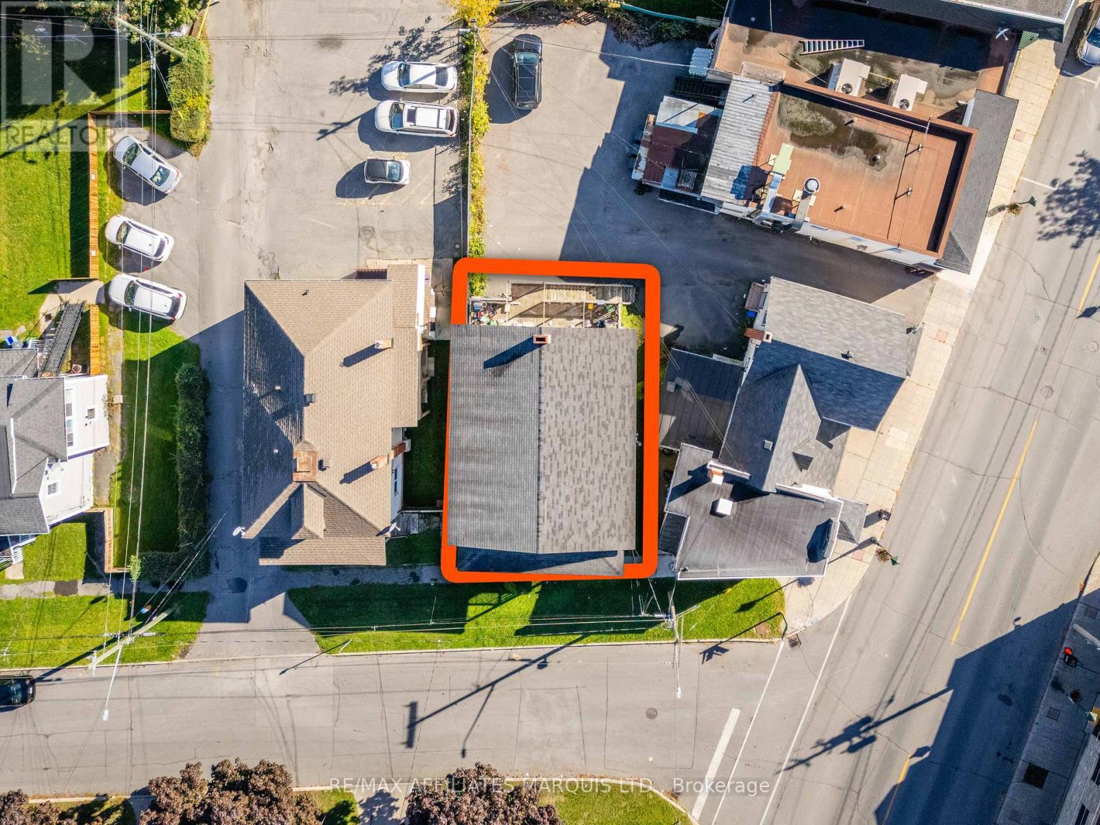 2 Baldwin Avenue, Cornwall, Ontario  K6H 4H6 - Photo 2 - X12437833