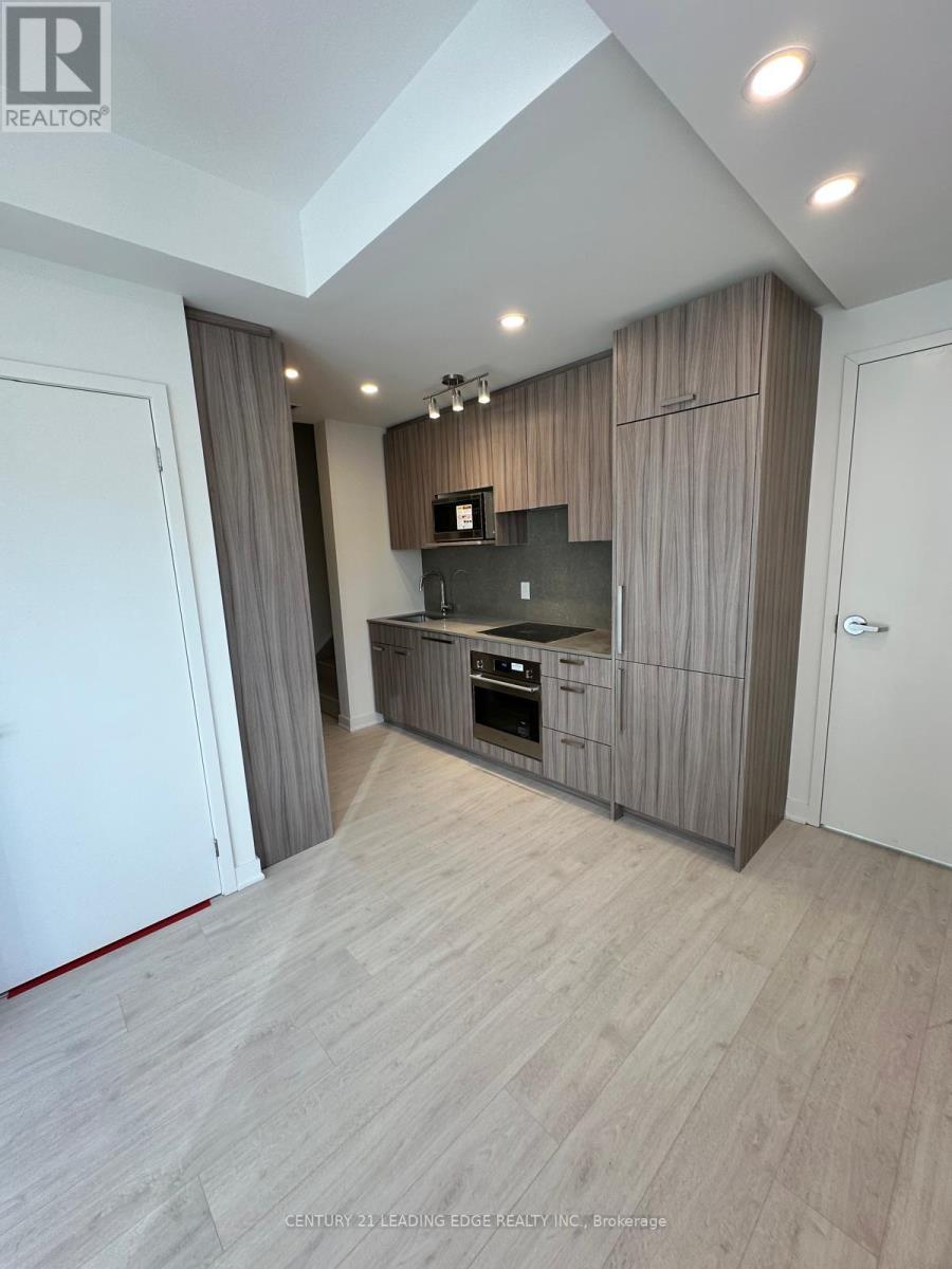67 - 71 Curlew Drive, Toronto, Ontario  M3A 0B2 - Photo 2 - C12390114