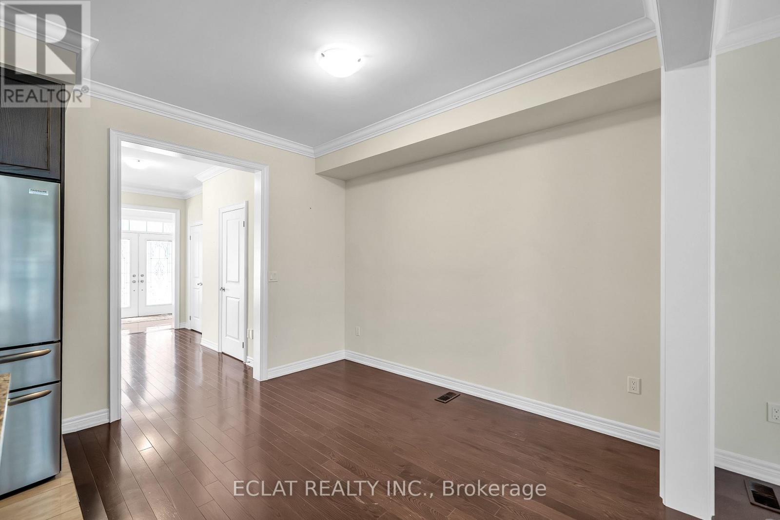 14 Aldridge Lane, Clarington, Ontario  L1B 0V6 - Photo 5 - E12433153