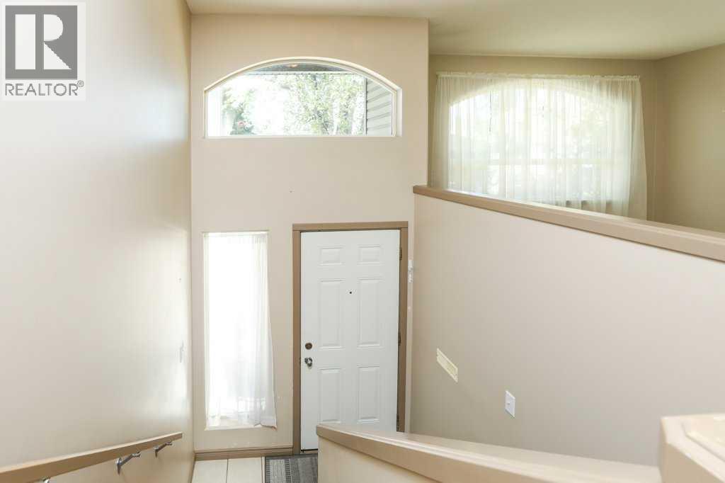 1708 2a Avenue N, Lethbridge, Alberta  T1H 0G2 - Photo 3 - A2257765