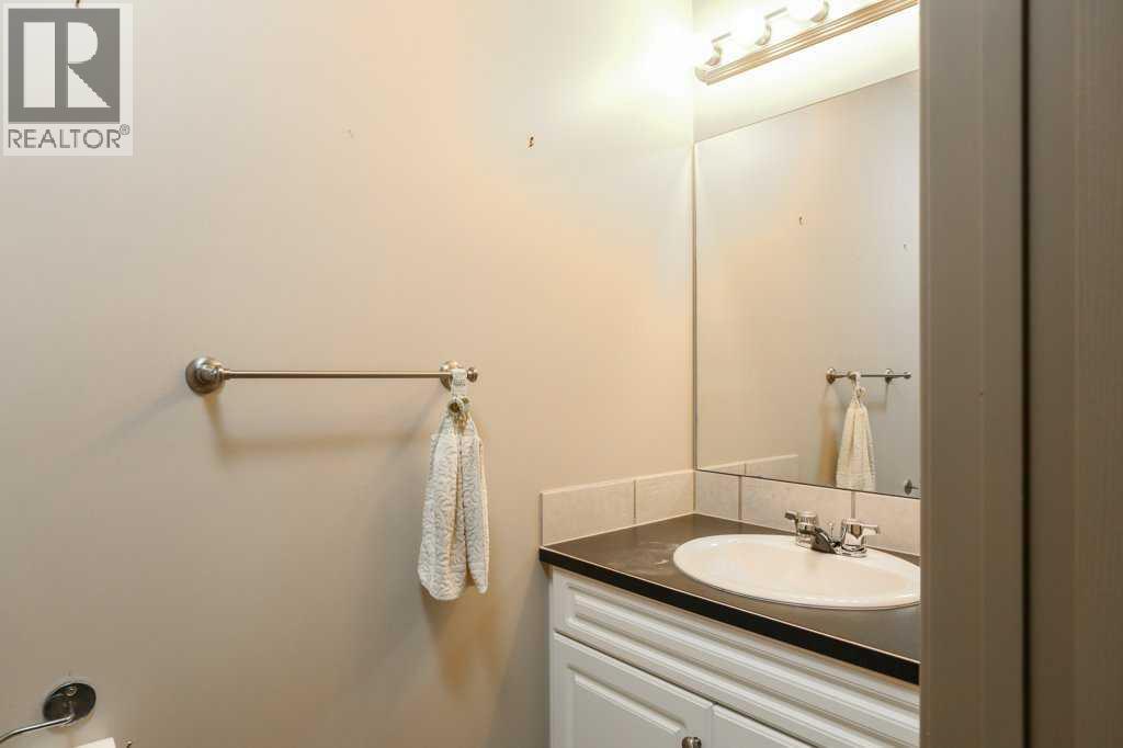 1708 2a Avenue N, Lethbridge, Alberta  T1H 0G2 - Photo 11 - A2257765