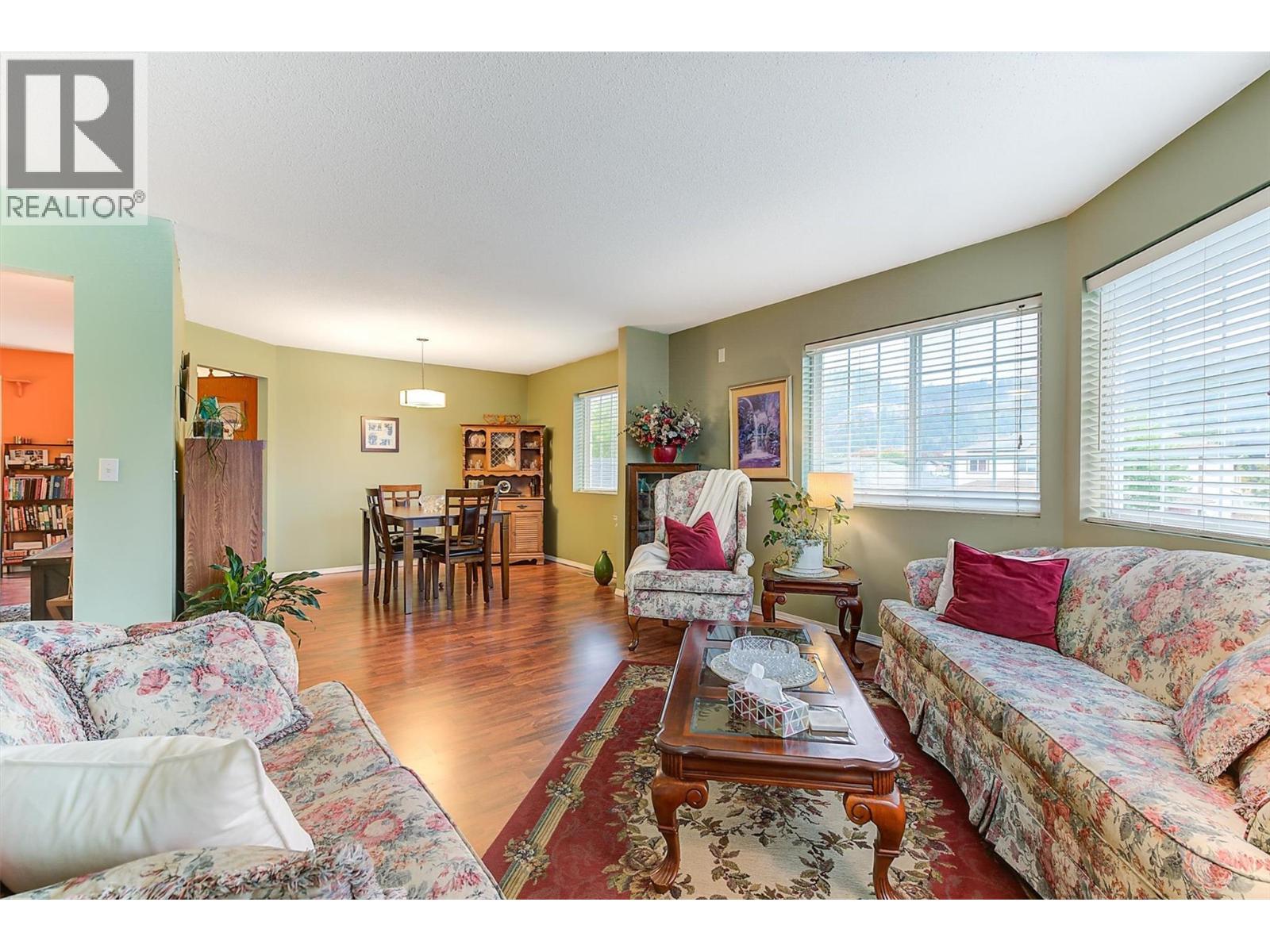 213 Drysdale Boulevard Kelowna Photo 7