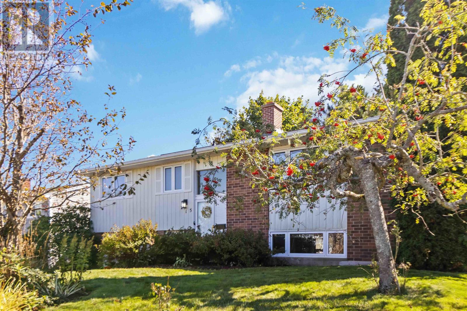 215 Colby Drive, Colby Village, Nova Scotia  B2V 1K2 - Photo 2 - 202523315