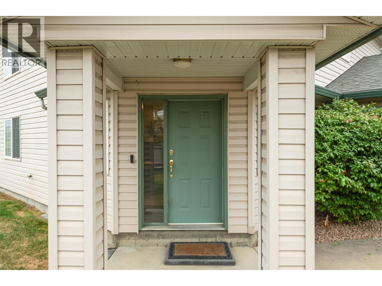 213 Drysdale Boulevard Kelowna Photo 3