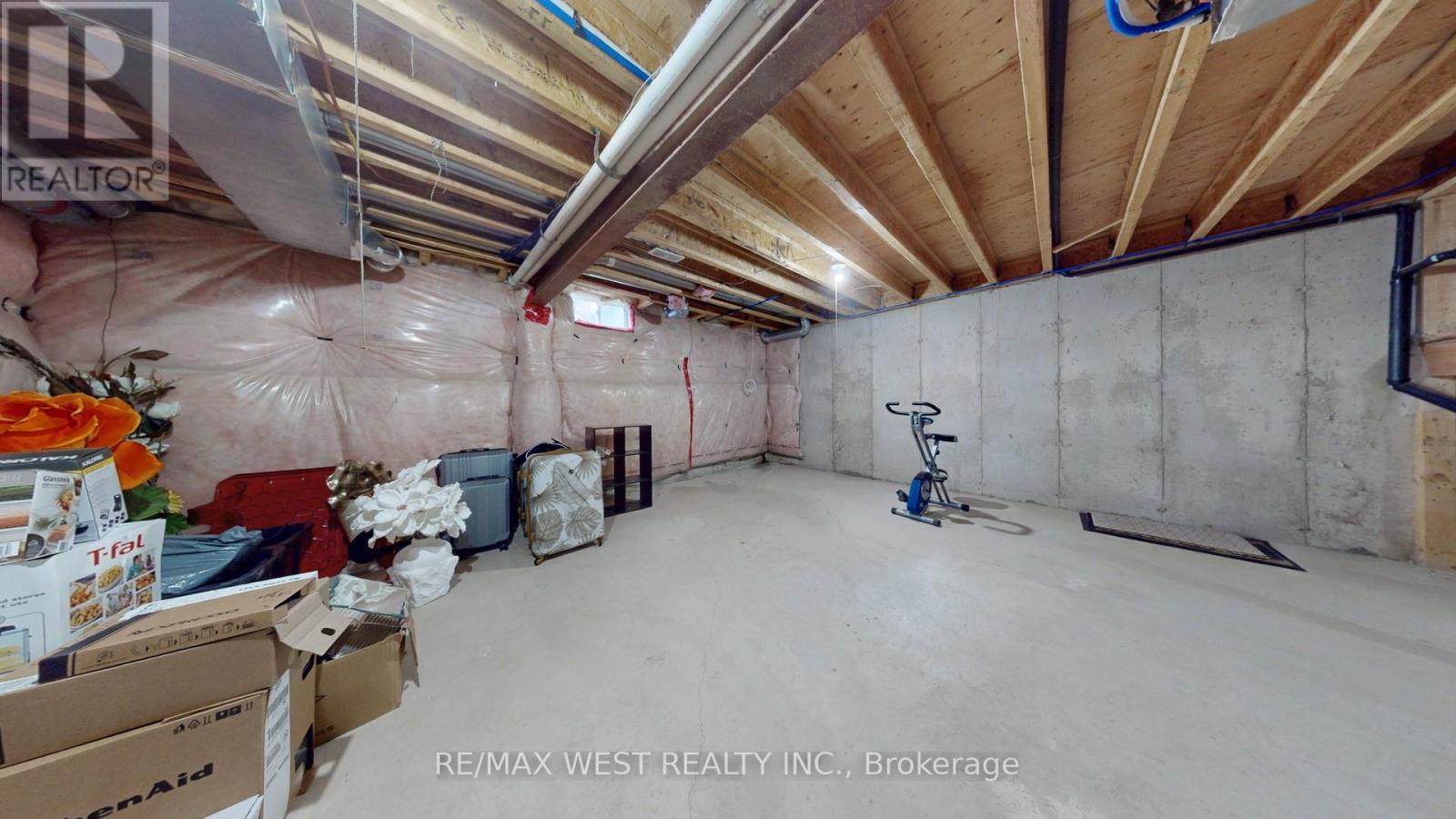 28 Yellowknife Road, Brampton, Ontario  L6R 3X3 - Photo 36 - W12365056
