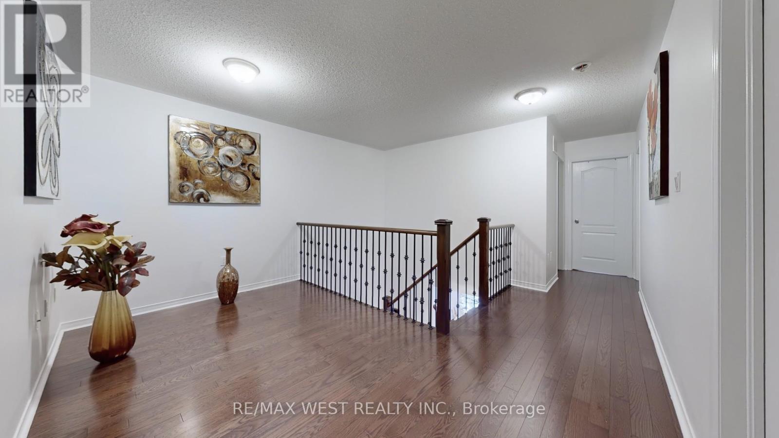 28 Yellowknife Road, Brampton, Ontario  L6R 3X3 - Photo 21 - W12365056