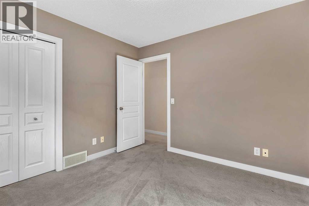 15 New Brighton Close Se, Calgary, Alberta  T2Z 0E4 - Photo 17 - A2258962