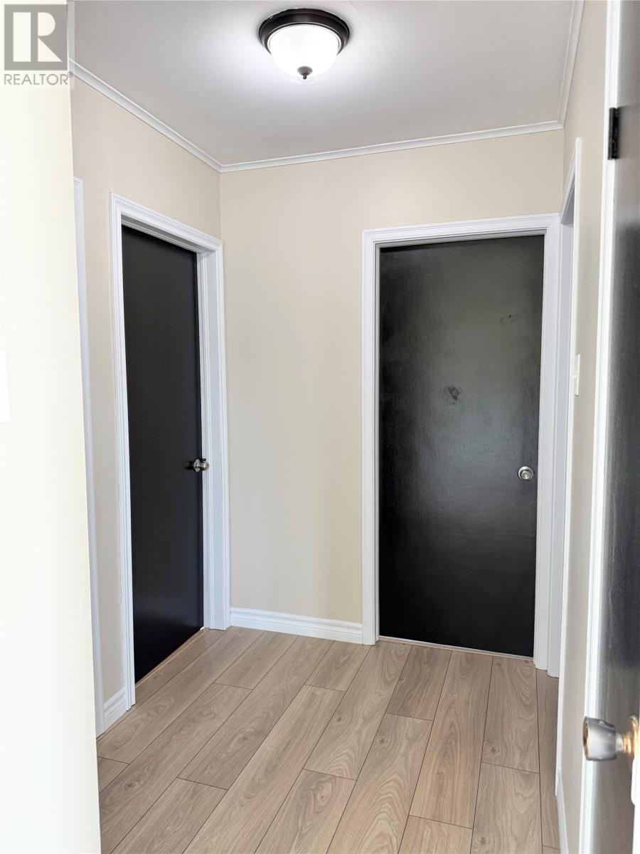 363 Memorial Drive, Clarenvile, Newfoundland & Labrador  A5A 1R9 - Photo 8 - 1286545