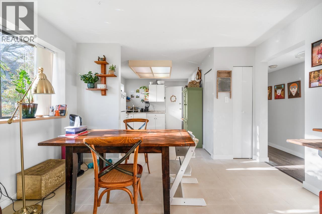3003 Sunnyhurst Road, North Vancouver, British Columbia  V7K 2G4 - Photo 17 - R3033370