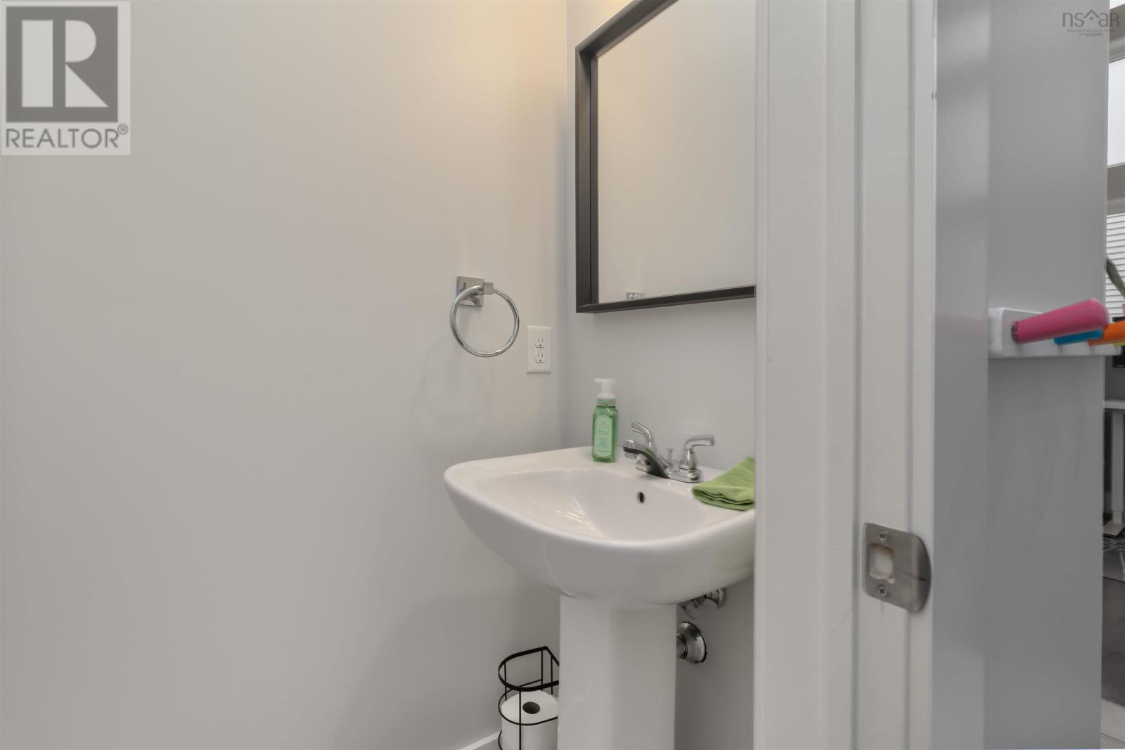 11 Aspenhill Court, Bedford, Nova Scotia  B4B 0M3 - Photo 28 - 202524476