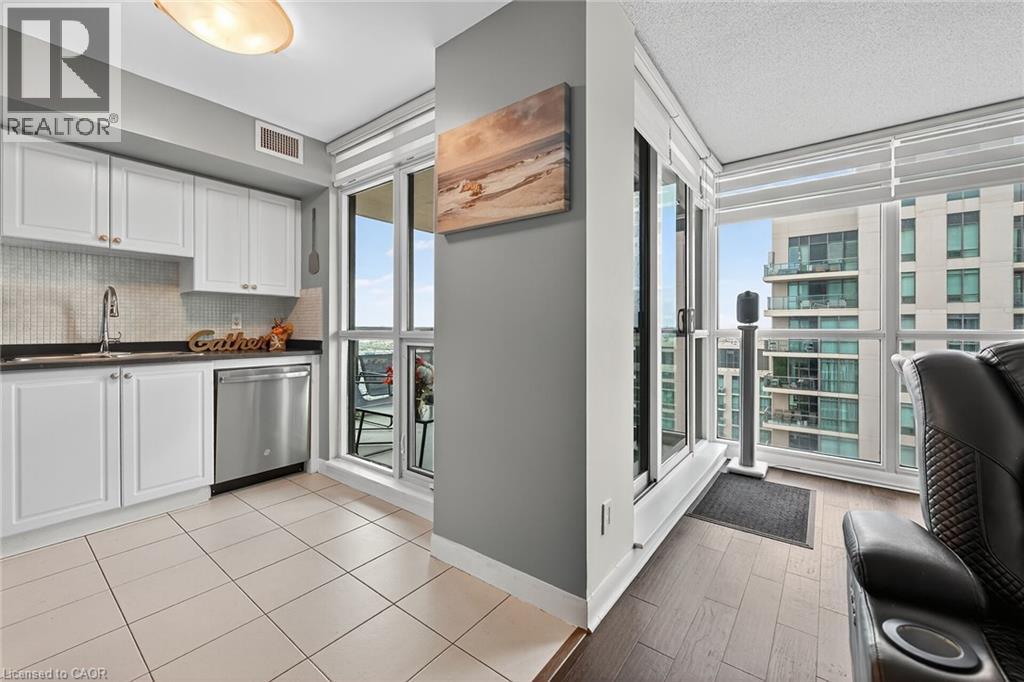 225 Sherway Gardens Road Unit# 2905, Etobicoke, Ontario  M9C 0A3 - Photo 15 - 40774336
