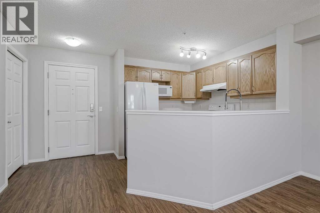 2205, 5200 44 Avenue Ne, Calgary, Alberta  T1Y 7L4 - Photo 12 - A2261182