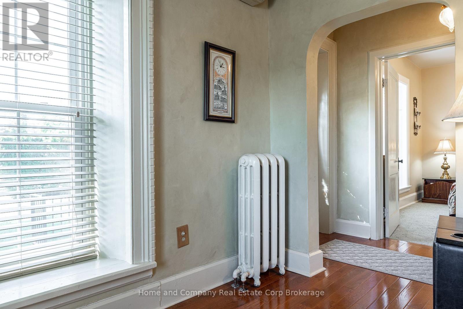 43 Thomas Street, St. Marys, Ontario  N4X 1A2 - Photo 8 - X12437948