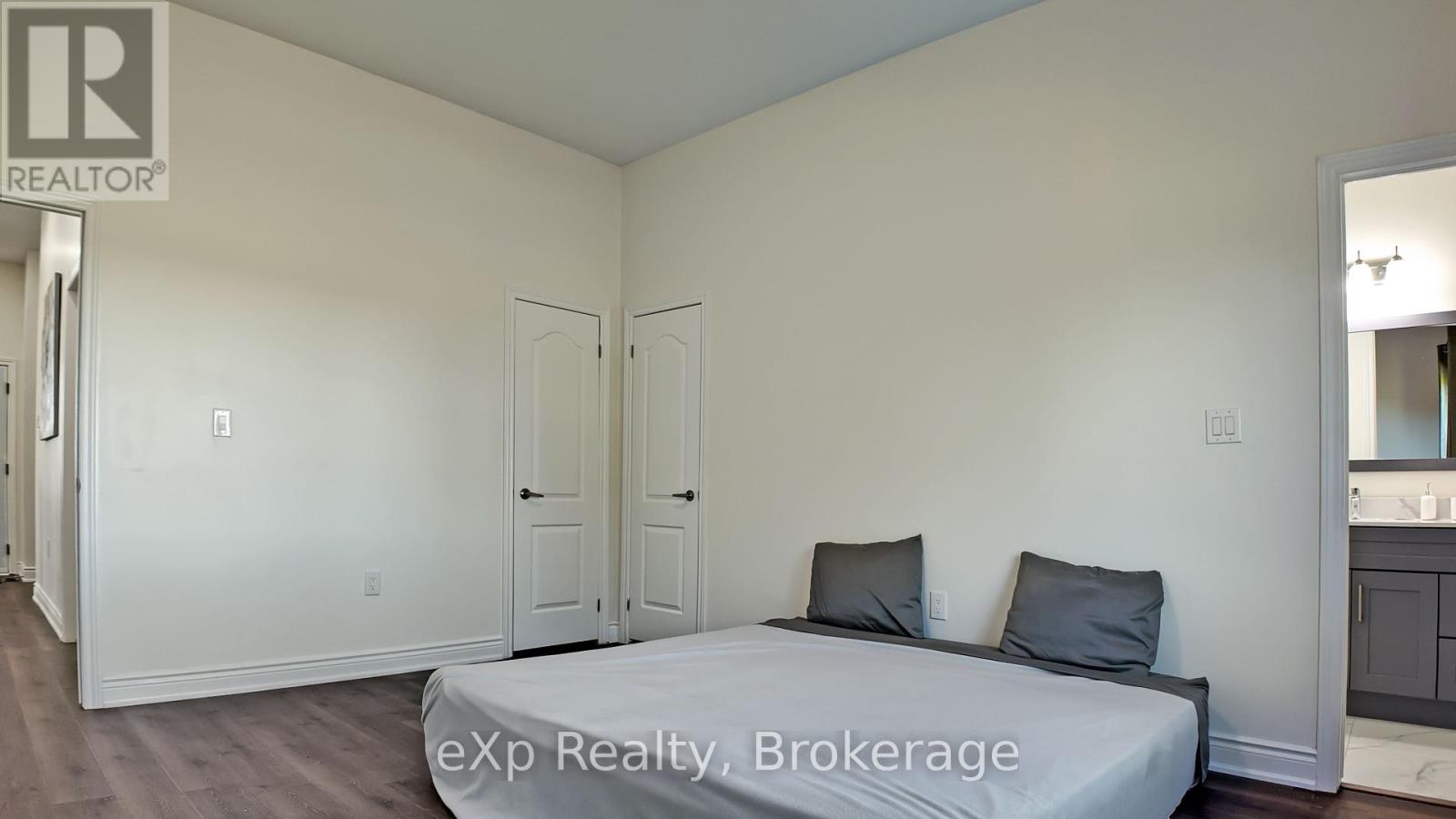 221 Forler Street, West Grey, Ontario  N0G 2M0 - Photo 19 - X12437997
