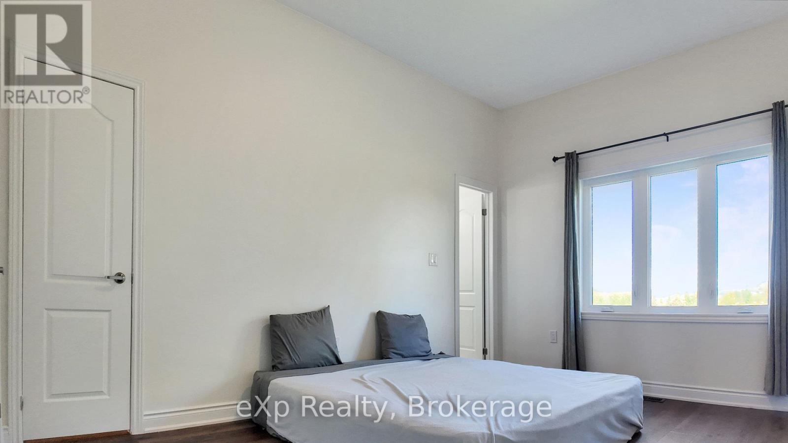 221 Forler Street, West Grey, Ontario  N0G 2M0 - Photo 20 - X12437997