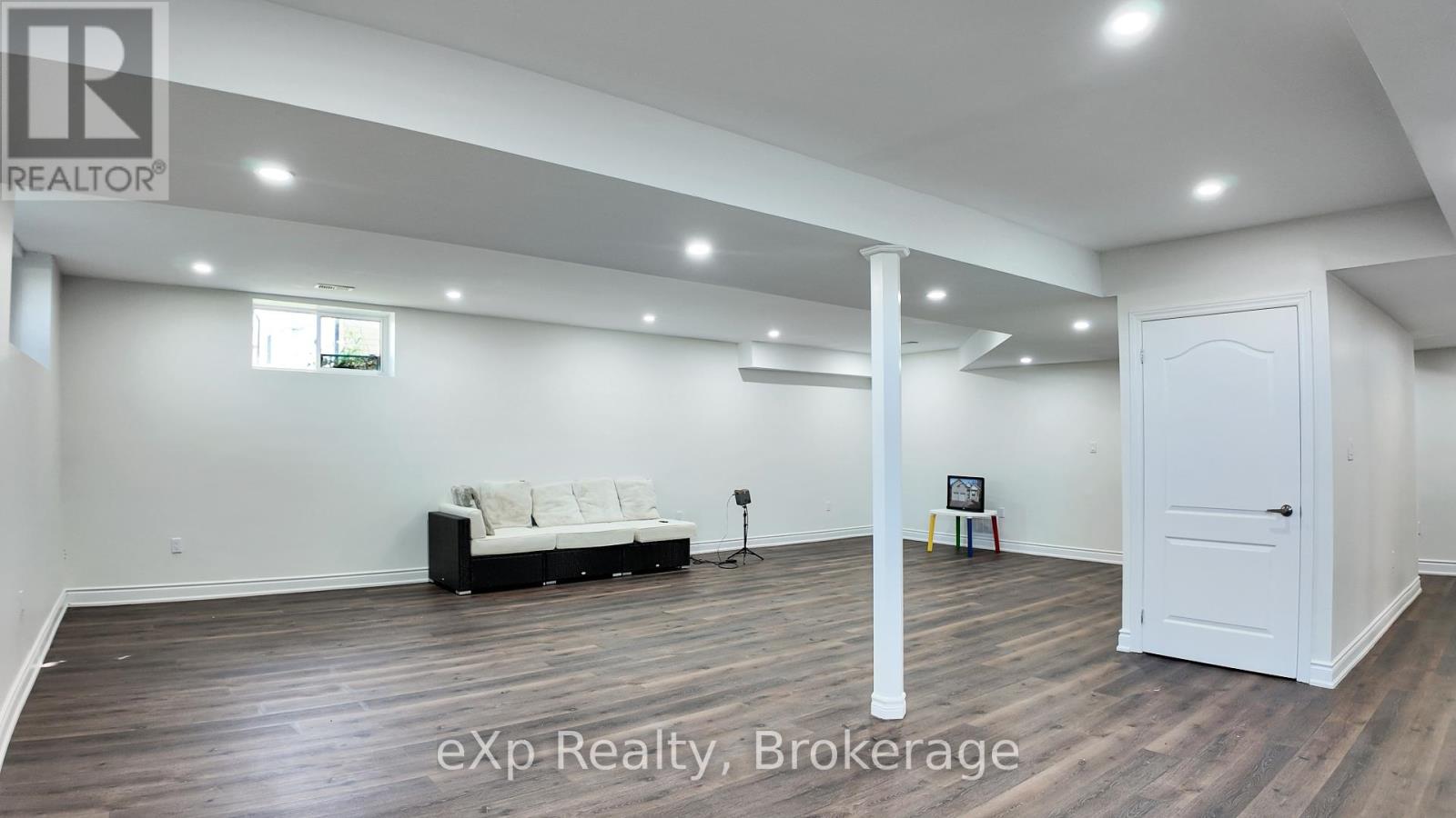 221 Forler Street, West Grey, Ontario  N0G 2M0 - Photo 30 - X12437997