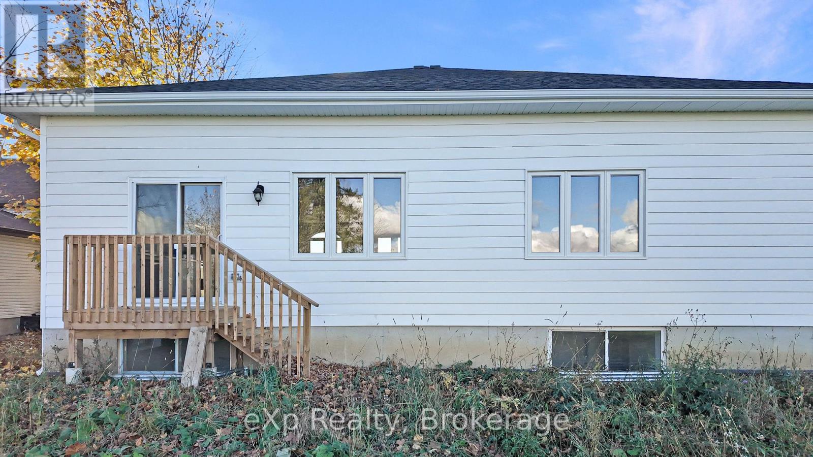 221 Forler Street, West Grey, Ontario  N0G 2M0 - Photo 38 - X12437997