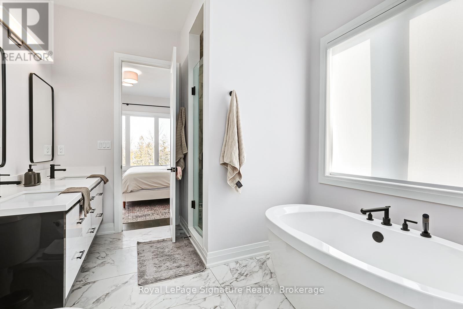107 Sladden Court, Blue Mountains, Ontario  N0H 2P0 - Photo 18 - X12438030