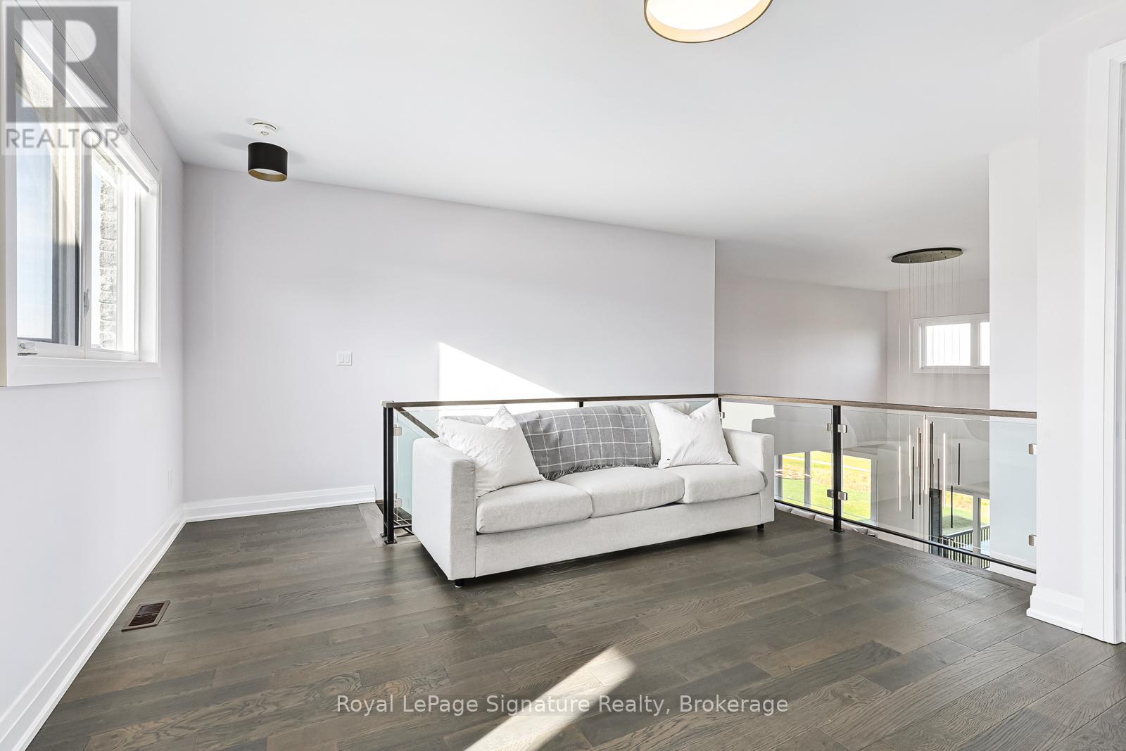 107 Sladden Court, Blue Mountains, Ontario  N0H 2P0 - Photo 25 - X12438030