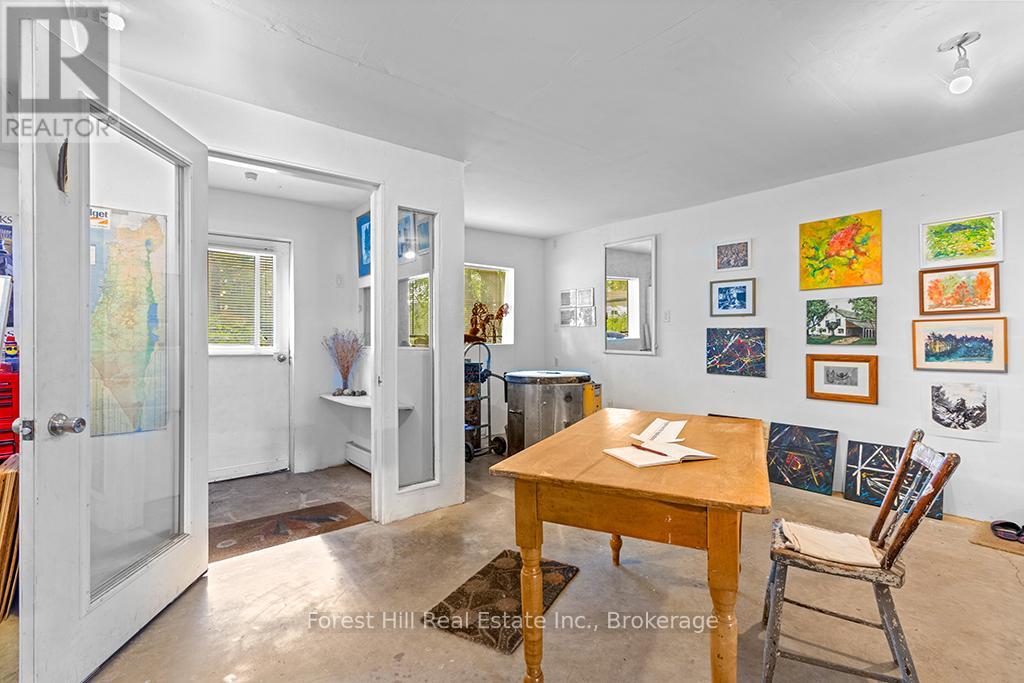 15 Hill Street, Grey Highlands, Ontario  N0C 1E0 - Photo 20 - X12438040